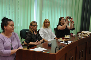  (photo)