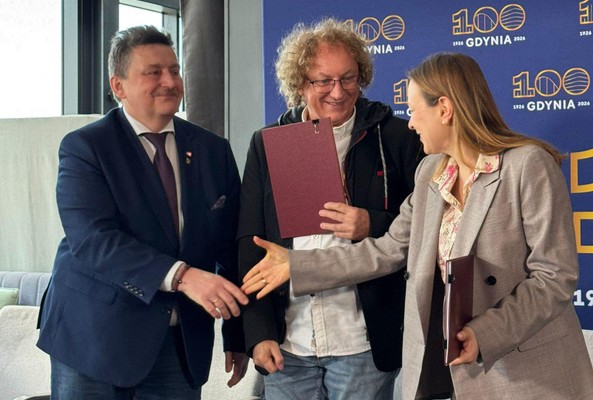 Ponad 5 mln zł z Funduszy Europejskich dla modelowego projektu wspierającego usamodzielnianie wychowanków pieczy w Powiecie Wałbrzyskim